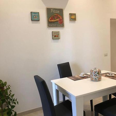 Annie'S Riviera Apartment Napoli Ngoại thất bức ảnh
