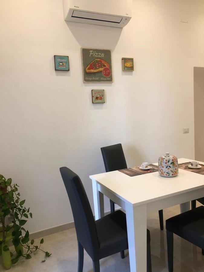 Annie'S Riviera Apartment Napoli Ngoại thất bức ảnh