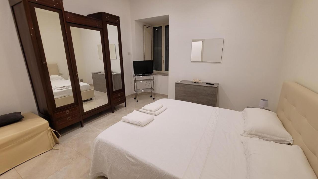 Annie'S Riviera Apartment Napoli Ngoại thất bức ảnh
